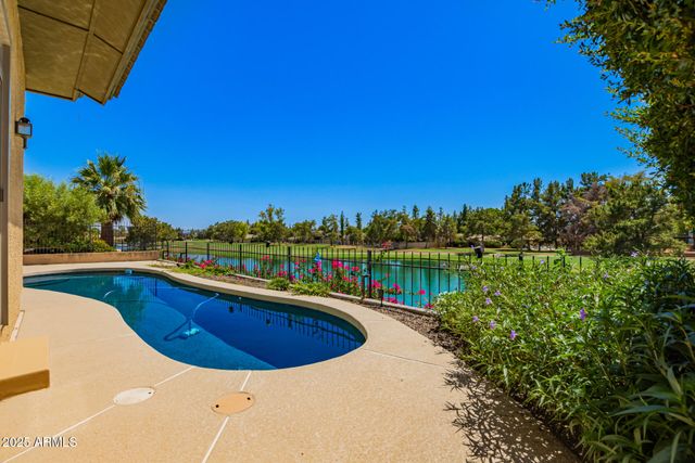 3105 E MARSHALL Avenue, Phoenix, AZ 85016