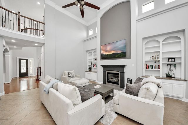 9303 Georgetown Glen Circle, Cypress, TX 77433