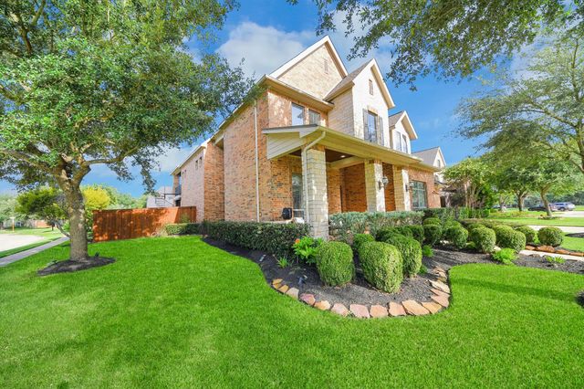 9303 Georgetown Glen Circle, Cypress, TX 77433