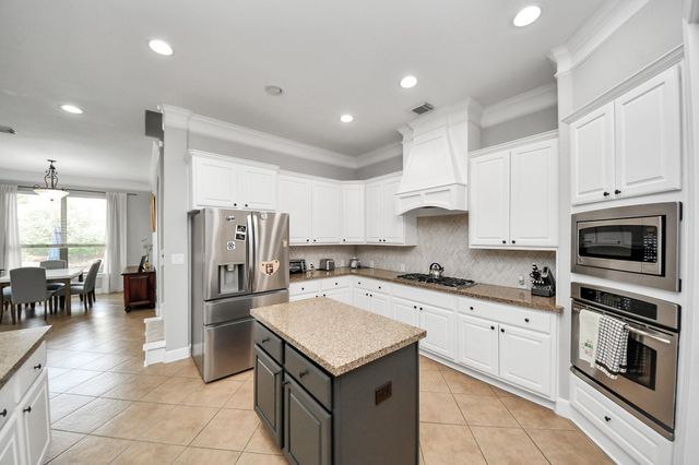 9303 Georgetown Glen Circle, Cypress, TX 77433