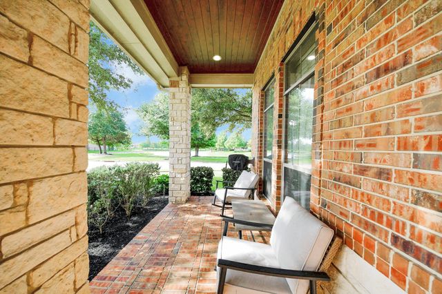 9303 Georgetown Glen Circle, Cypress, TX 77433