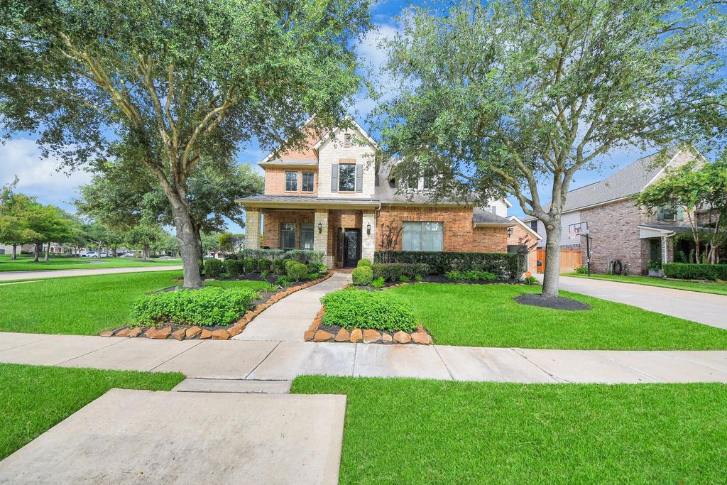 9303 Georgetown Glen Circle, Cypress, TX 77433