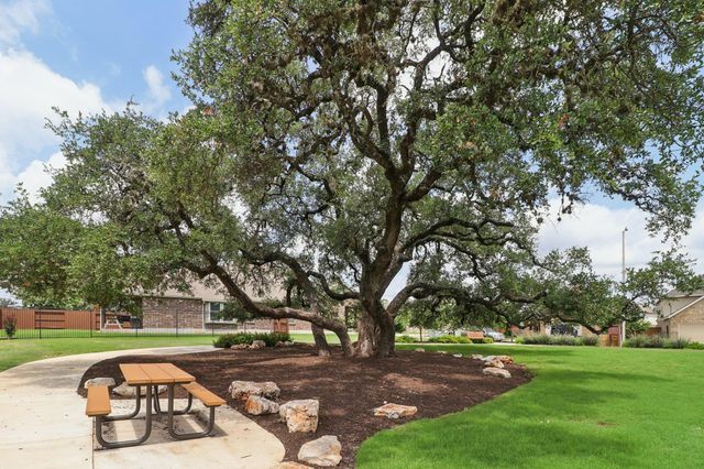 2024 Cowan DR, New Braunfels, TX 78132