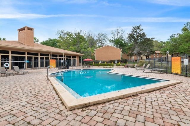 1810 NW 23RD BOULEVARD Bldg 5, 211, Gainesville, FL 32605