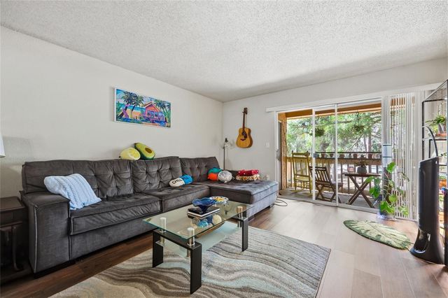 1810 NW 23RD BOULEVARD Bldg 5, 211, Gainesville, FL 32605