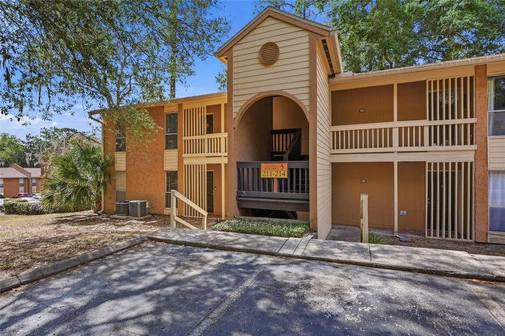 1810 NW 23RD BOULEVARD Bldg 5, 211, Gainesville, FL 32605