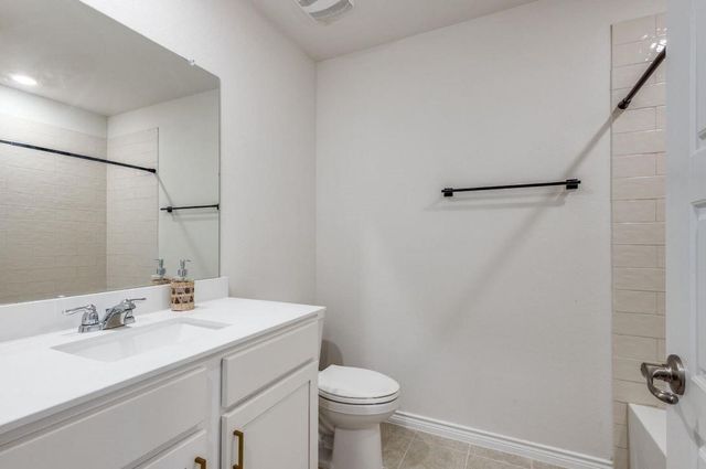 2817 Pioneer Drive, Denton, TX 76210