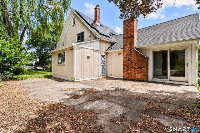 4 Gloria Road, Cromwell, CT 06416