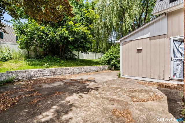 4 Gloria Road, Cromwell, CT 06416
