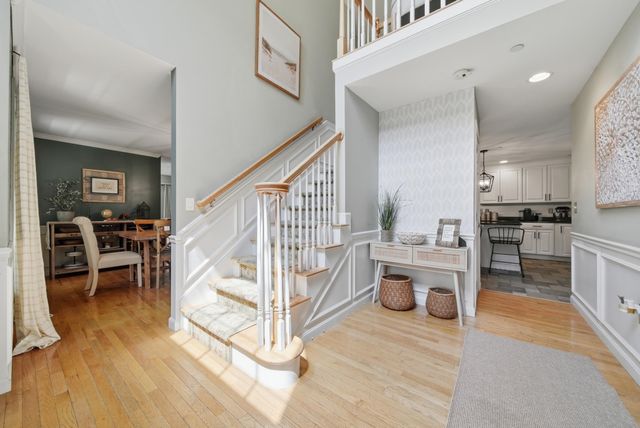 24 Gardensong Drive, Hooksett, NH 03106