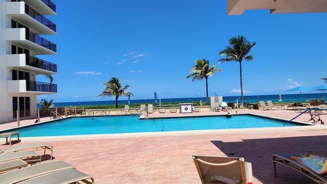 1147 Hillsboro Mile 214, Hillsboro Beach, FL 33062