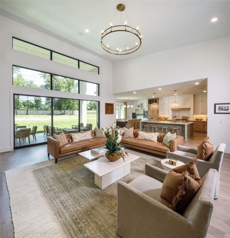 105 Bentwood Meadow Lane, Montgomery, TX 77356