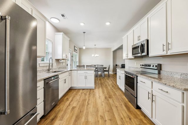 710 Vrabel Rd, Murfreesboro, TN 37130