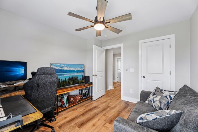 710 Vrabel Rd, Murfreesboro, TN 37130