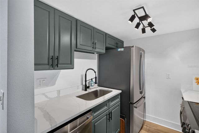 7625 SUN ISLAND DRIVE S 103, South Pasadena, FL 33707