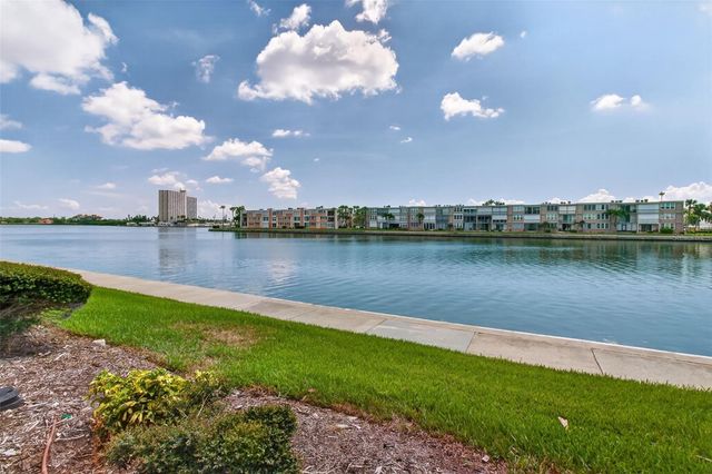 7625 SUN ISLAND DRIVE S 103, South Pasadena, FL 33707