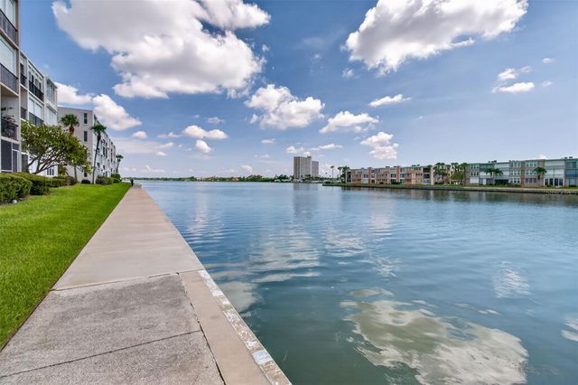 7625 SUN ISLAND DRIVE S 103, South Pasadena, FL 33707