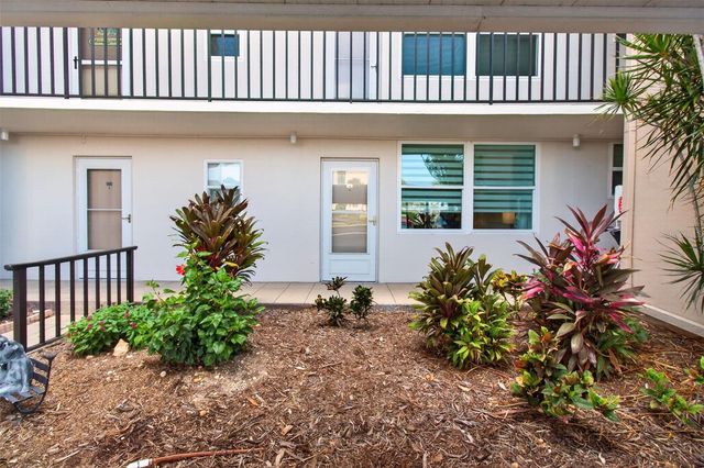 7625 SUN ISLAND DRIVE S 103, South Pasadena, FL 33707