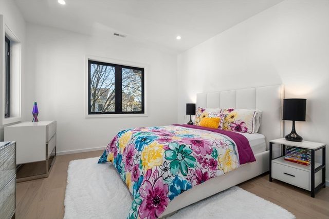 29 Hanson Road, Newton, MA 02459