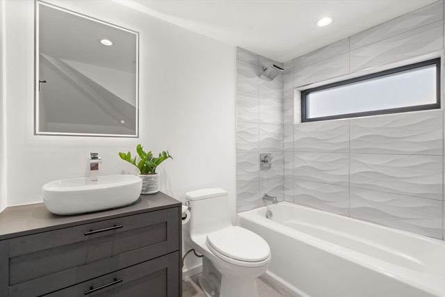 29 Hanson Road, Newton, MA 02459