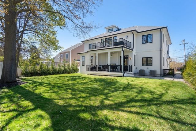 29 Hanson Road, Newton, MA 02459