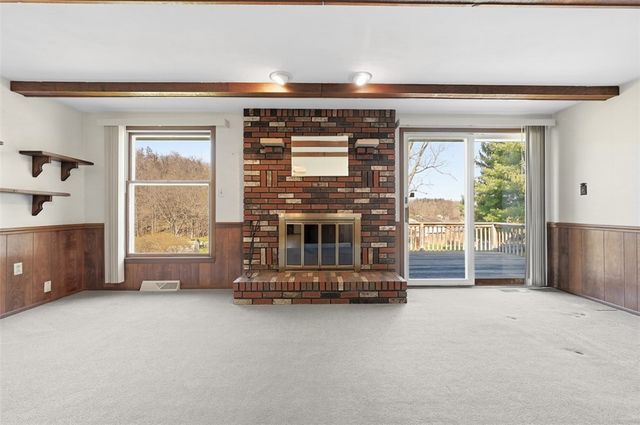 15 Holly Ridge Rd, N Franklin Twp, PA 15301
