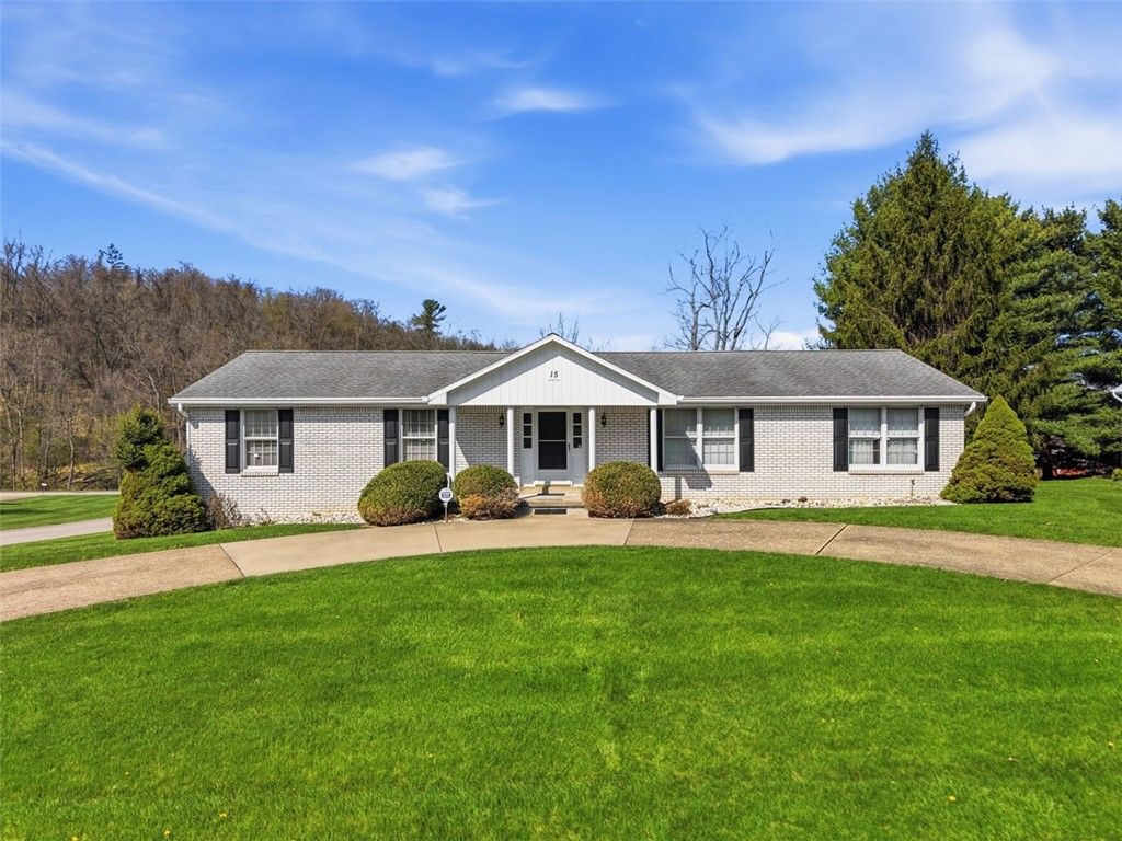 15 Holly Ridge Rd, N Franklin Twp, PA 15301