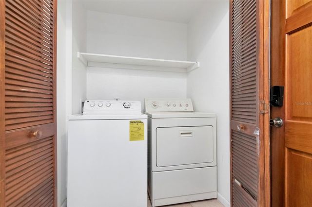 3907 W PINE STREET, Tampa, FL 33607