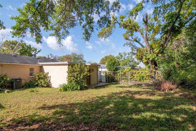 3907 W PINE STREET, Tampa, FL 33607