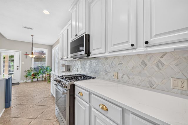 6710 Aqua Falls, Missouri City, TX 77459