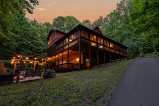 220 Solar Drive, Blue Ridge, GA 30513