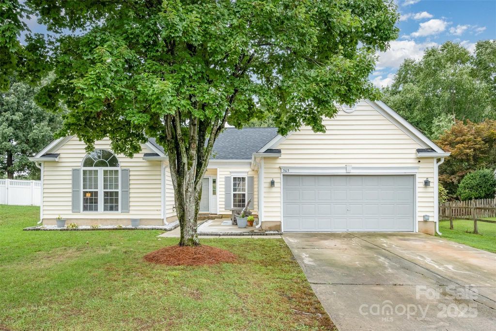 565 Viking Place SW, Concord, NC 28025