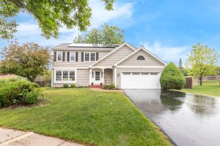 76 Foxboro Lane, Gurnee, IL 60031