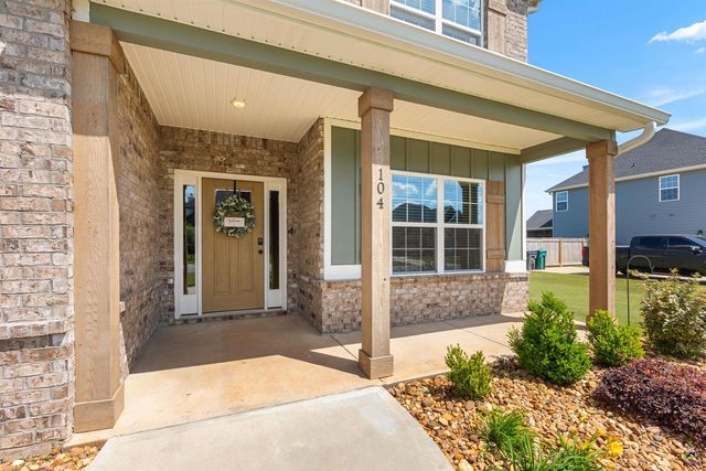 104 Pearl Moss Lane, Kathleen, GA 31047