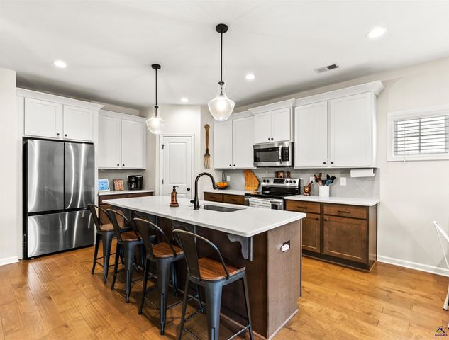 104 Pearl Moss Lane, Kathleen, GA 31047