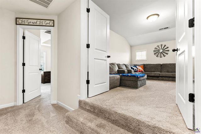 104 Pearl Moss Lane, Kathleen, GA 31047