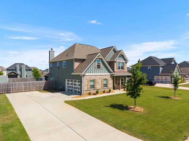 104 Pearl Moss Lane, Kathleen, GA 31047