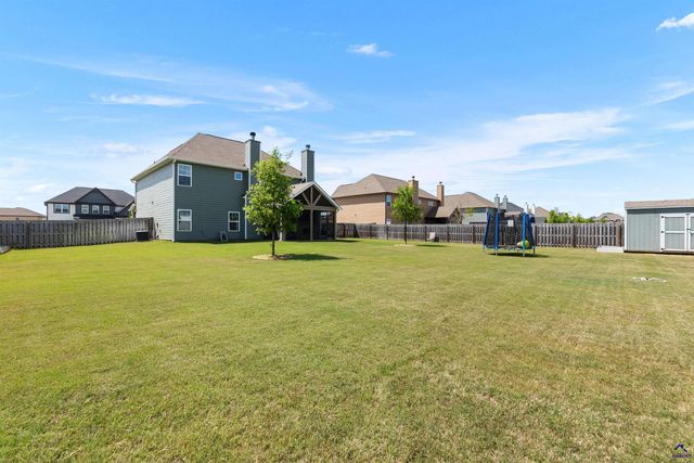 104 Pearl Moss Lane, Kathleen, GA 31047