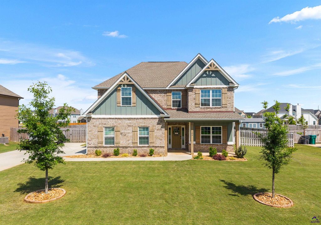 104 Pearl Moss Lane, Kathleen, GA 31047