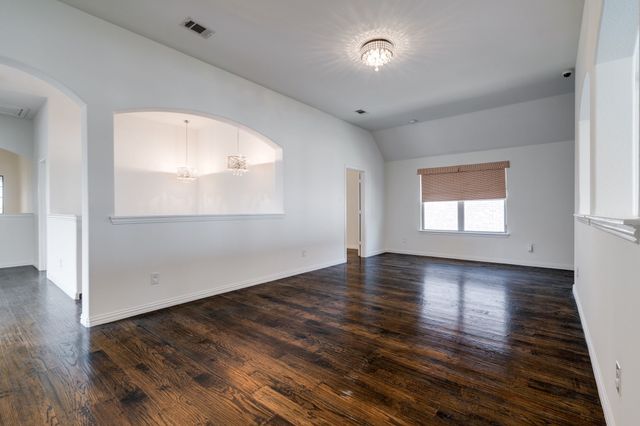 303 San Marcos Drive, Irving, TX 75039