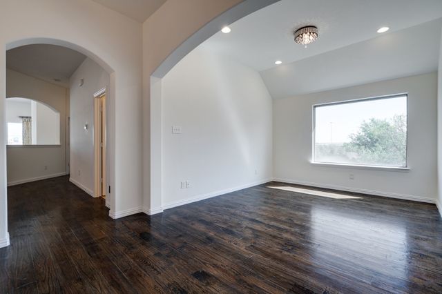 303 San Marcos Drive, Irving, TX 75039