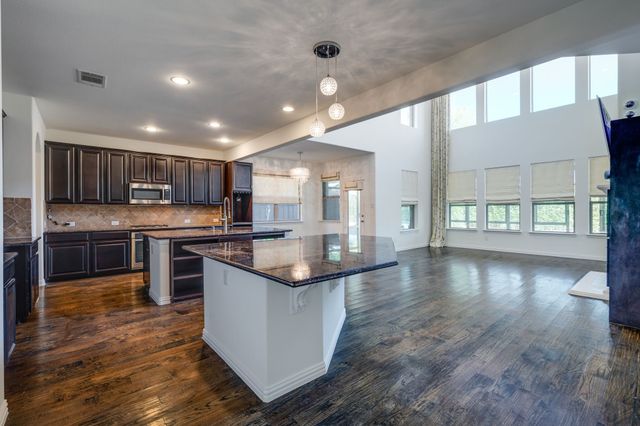 303 San Marcos Drive, Irving, TX 75039