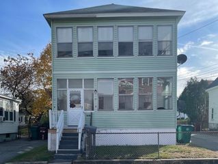 43-45 Third Ave, Lowell, MA 01854