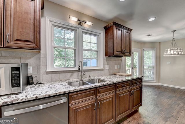 728 Flowers Crossing, Lawrenceville, GA 30044