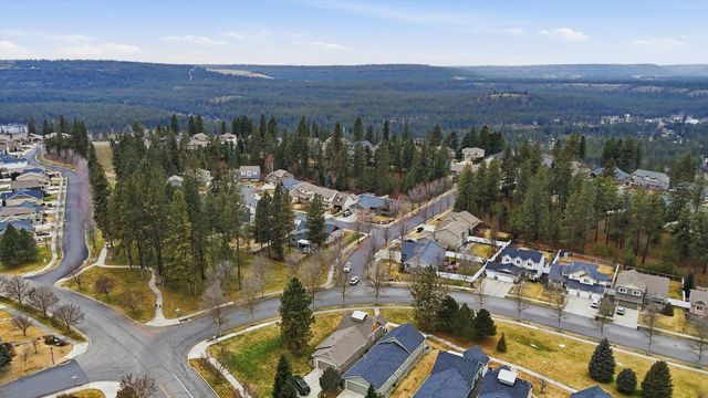 9002 N Sundance Dr, Spokane, WA 99208