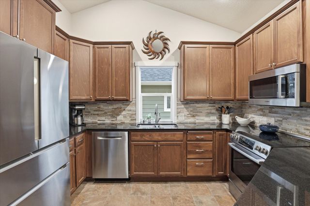 9002 N Sundance Dr, Spokane, WA 99208