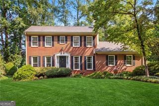 1475 Luke Lane, Lawrenceville, GA 30043