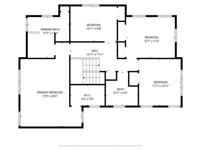 10 Pond Edge Trl, Wareham, MA 02571