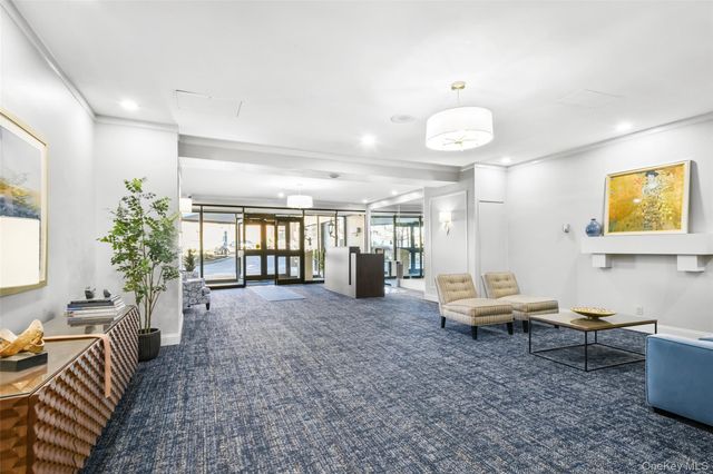 20 Old Mamaroneck Road 7G, White Plains, NY 10605