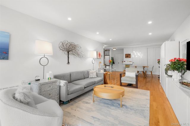 20 Old Mamaroneck Road 7G, White Plains, NY 10605